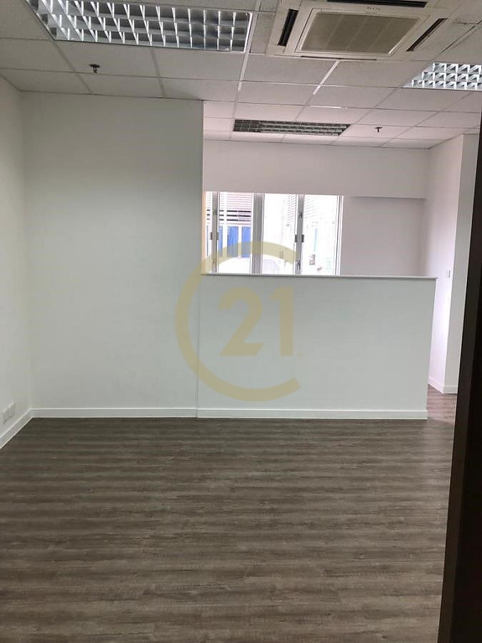 METRO CTR Kowloon Bay M C122171 For Buy