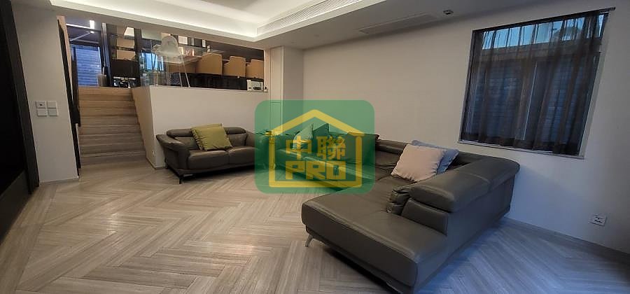 WOODCREST HILL Shatin T167697 For Buy