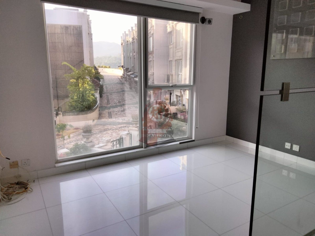 BEVERLY HILLS Tai Po 1162814 For Buy