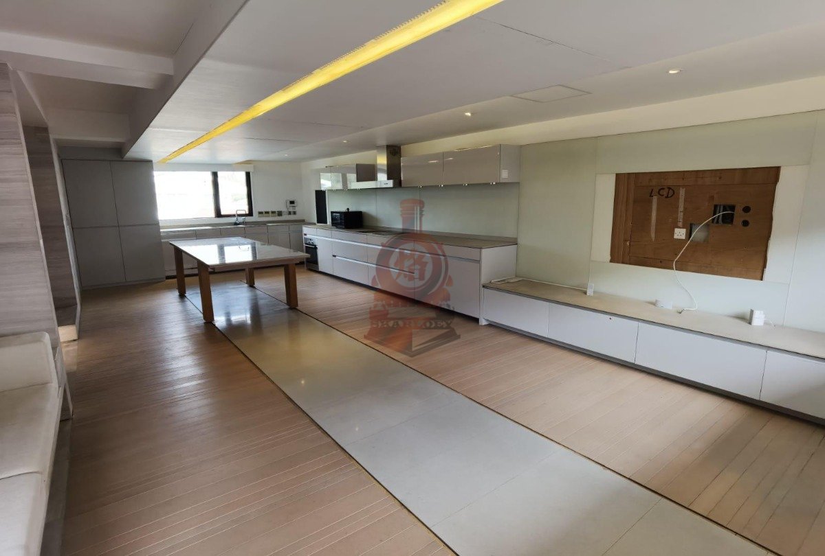 HONG LOK YUEN  Tai Po All 1297811 For Buy