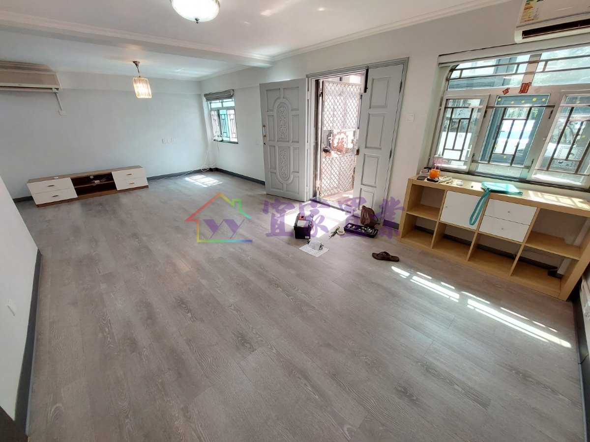 TAI TONG TSUEN Yuen Long 004353 For Buy
