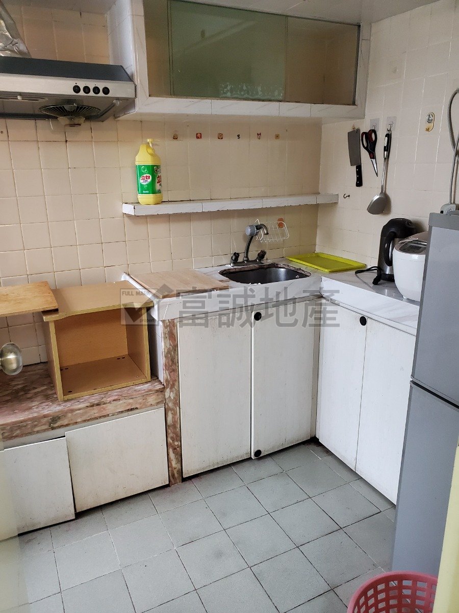 PANG CHING COURT  Wong Tai Sin M G087155 For Buy