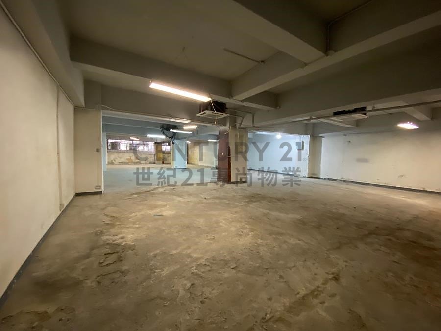 KA WING FTY BLDG San Po Kong L C060539 For Buy