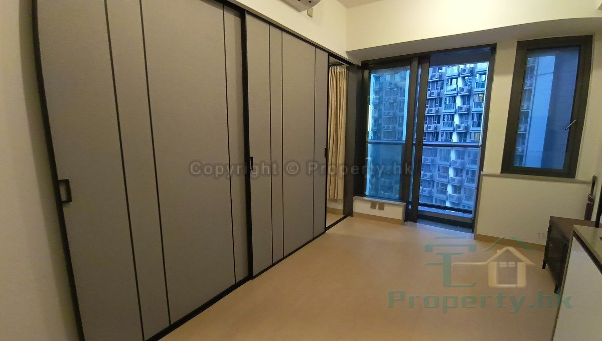 K SUMMIT TWR 01A Kai Tak H 1424354 For Buy