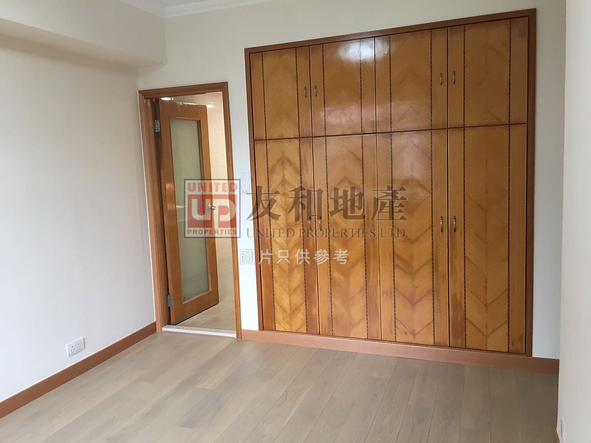 MANDARINA Ho Man Tin L T164762 For Buy
