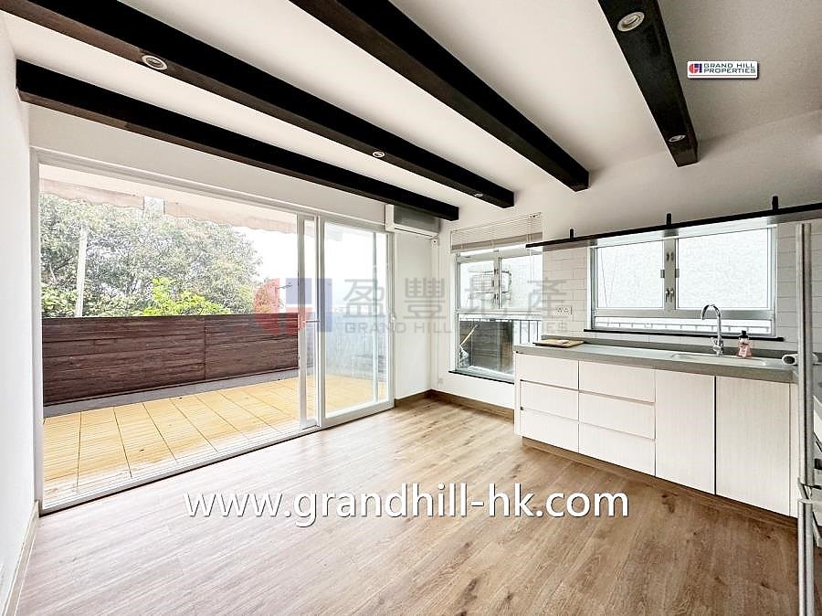 SHEUNG SZE WAN NICE G/F Sai Kung L 015006 For Buy
