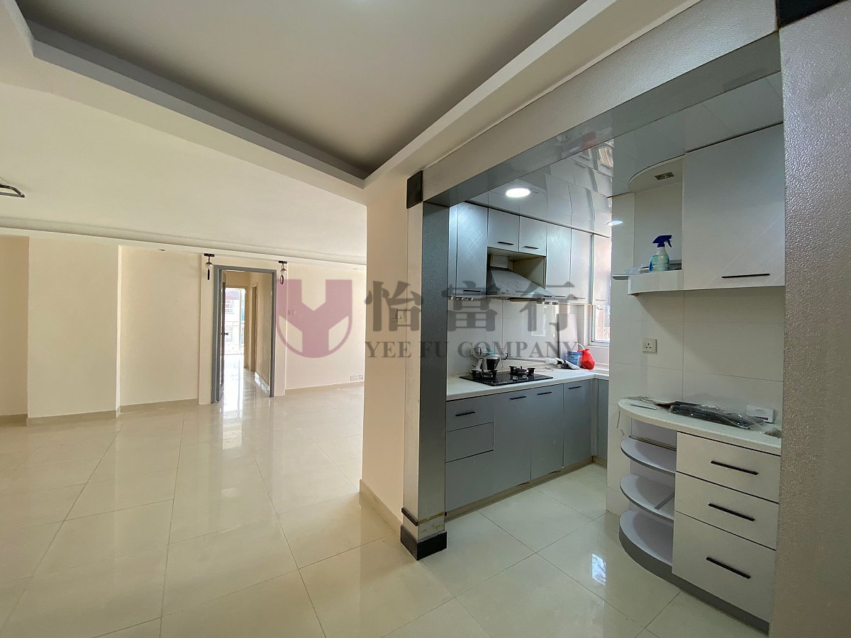 MEI FOO PH 03 BROADWAY 52 Lai Chi Kok H M025135 For Buy