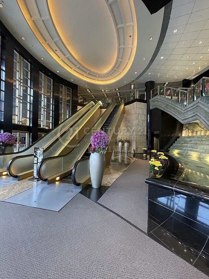CONCORDIA PLAZA Tsim Sha Tsui 006979 For Buy