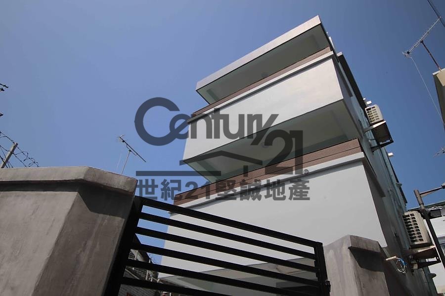 PAK SHE ST  CHEUNG CHAU Islands L K067070 For Buy