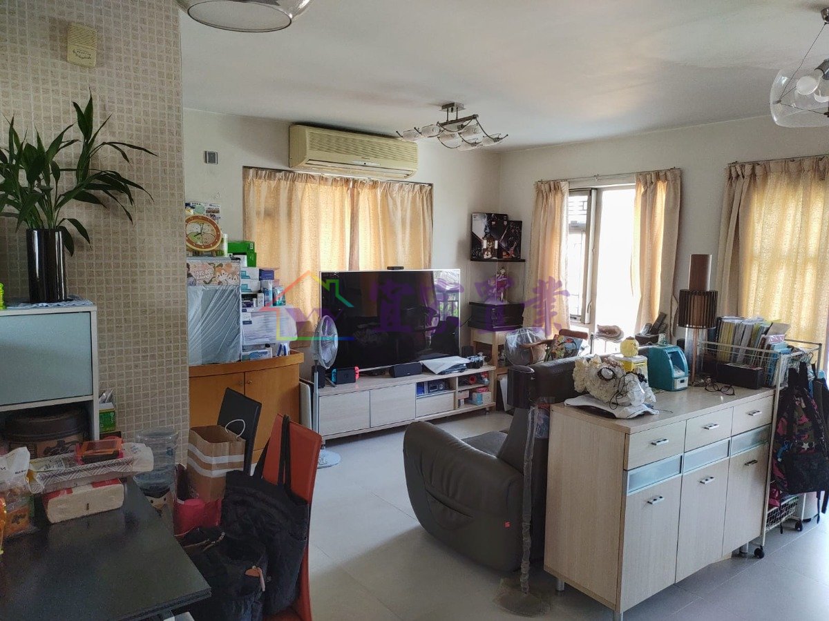 KAM'S TERR Yuen Long H 004406 For Buy