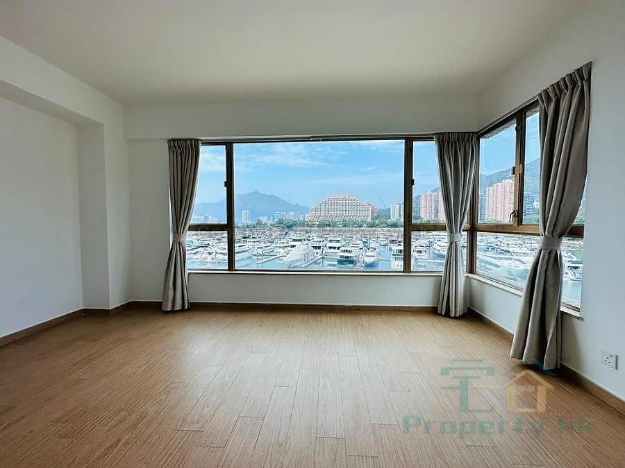 HONG KONG GOLD COAST PH 2D BLK 27 Tuen Mun L T009678 For Buy