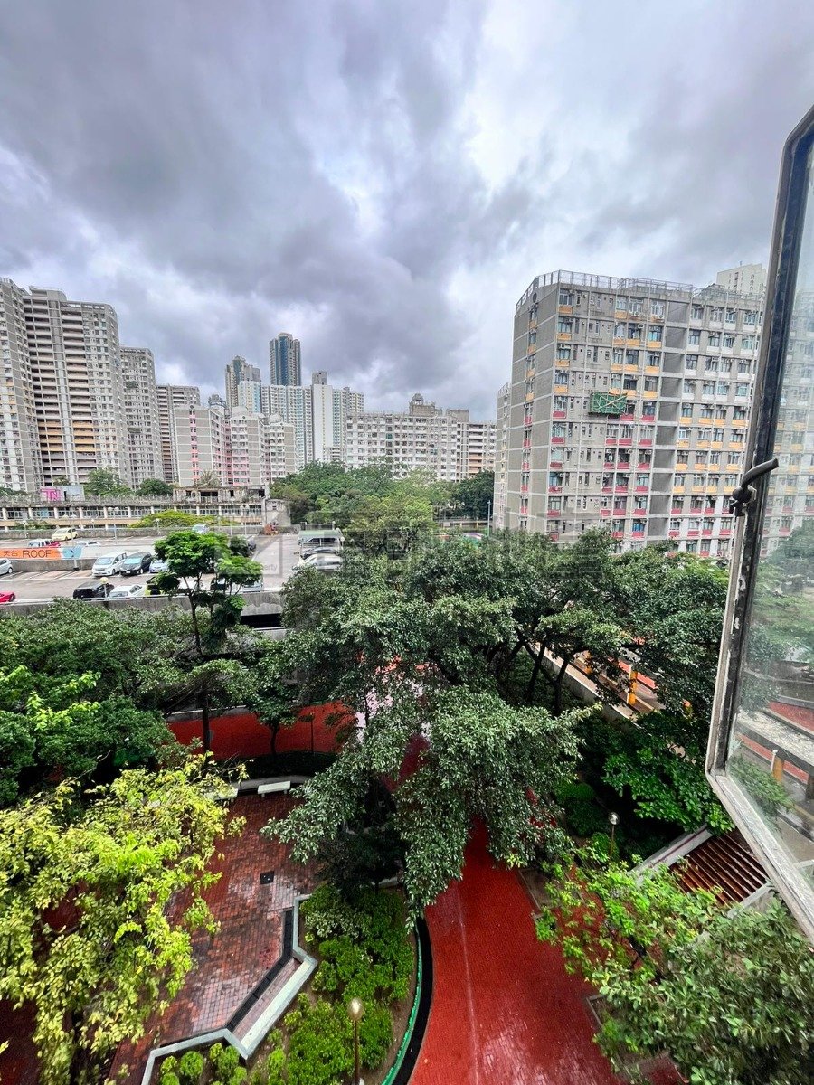 TUNG TAU EST   Kowloon City L N089582 For Buy