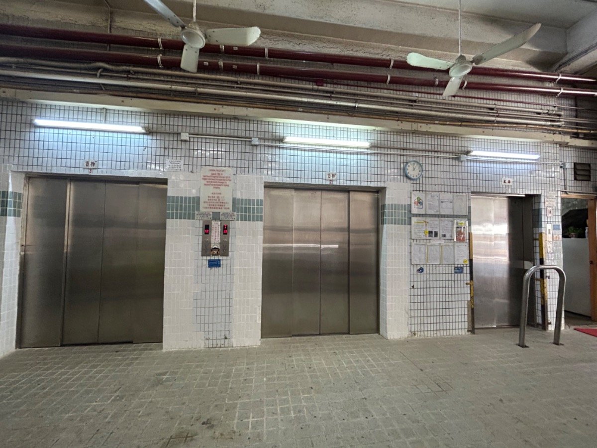 FUK HONG IND BLDG Mong Kok M 1430664 For Buy