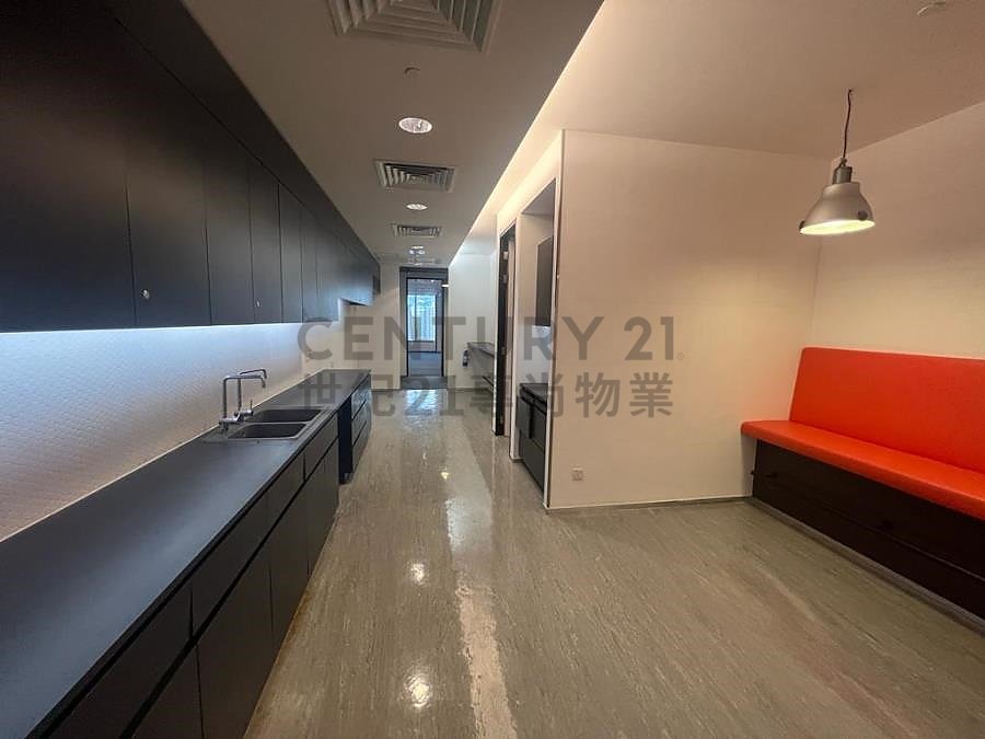 EXCHANGE TWR Kowloon Bay H C100107 For Buy