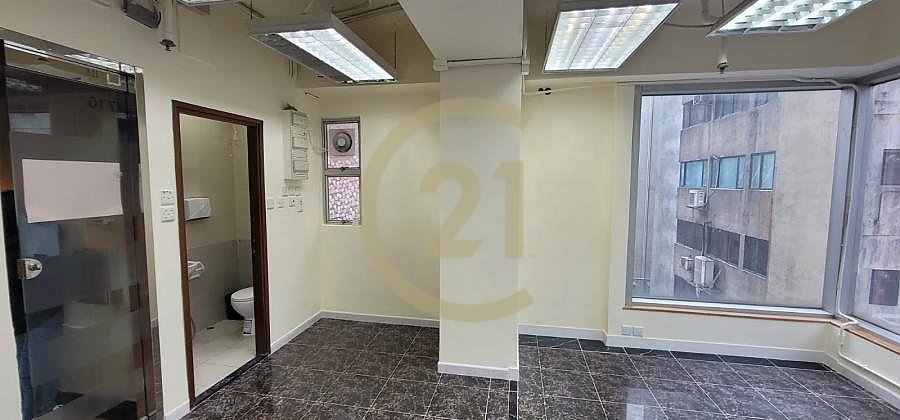 BOSS COM CTR Yau Ma Tei M C066080 For Buy