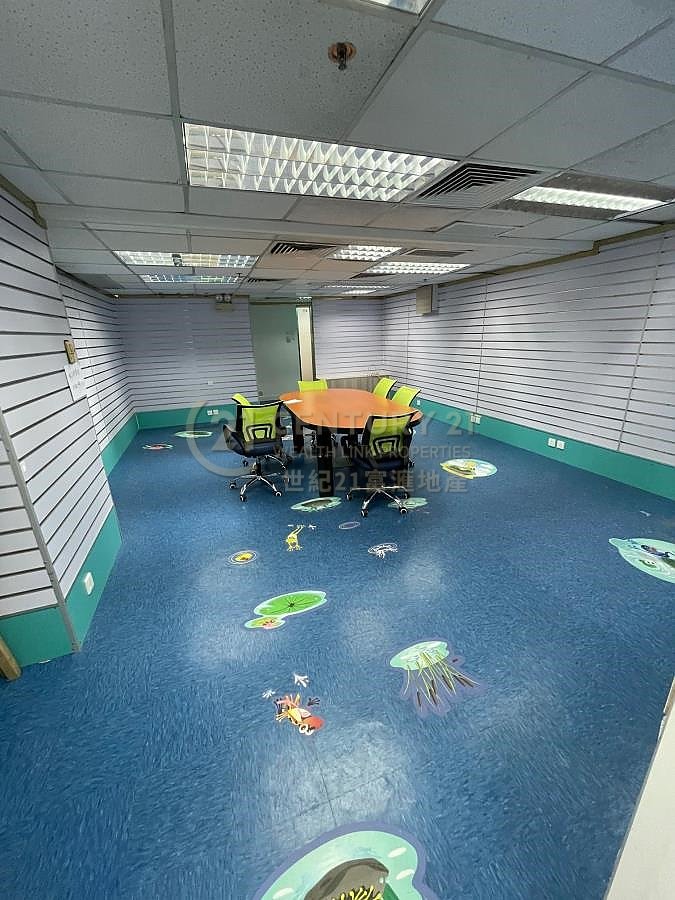 NEW MANDARIN PLAZA TWR A Tsim Sha Tsui 008975 For Buy