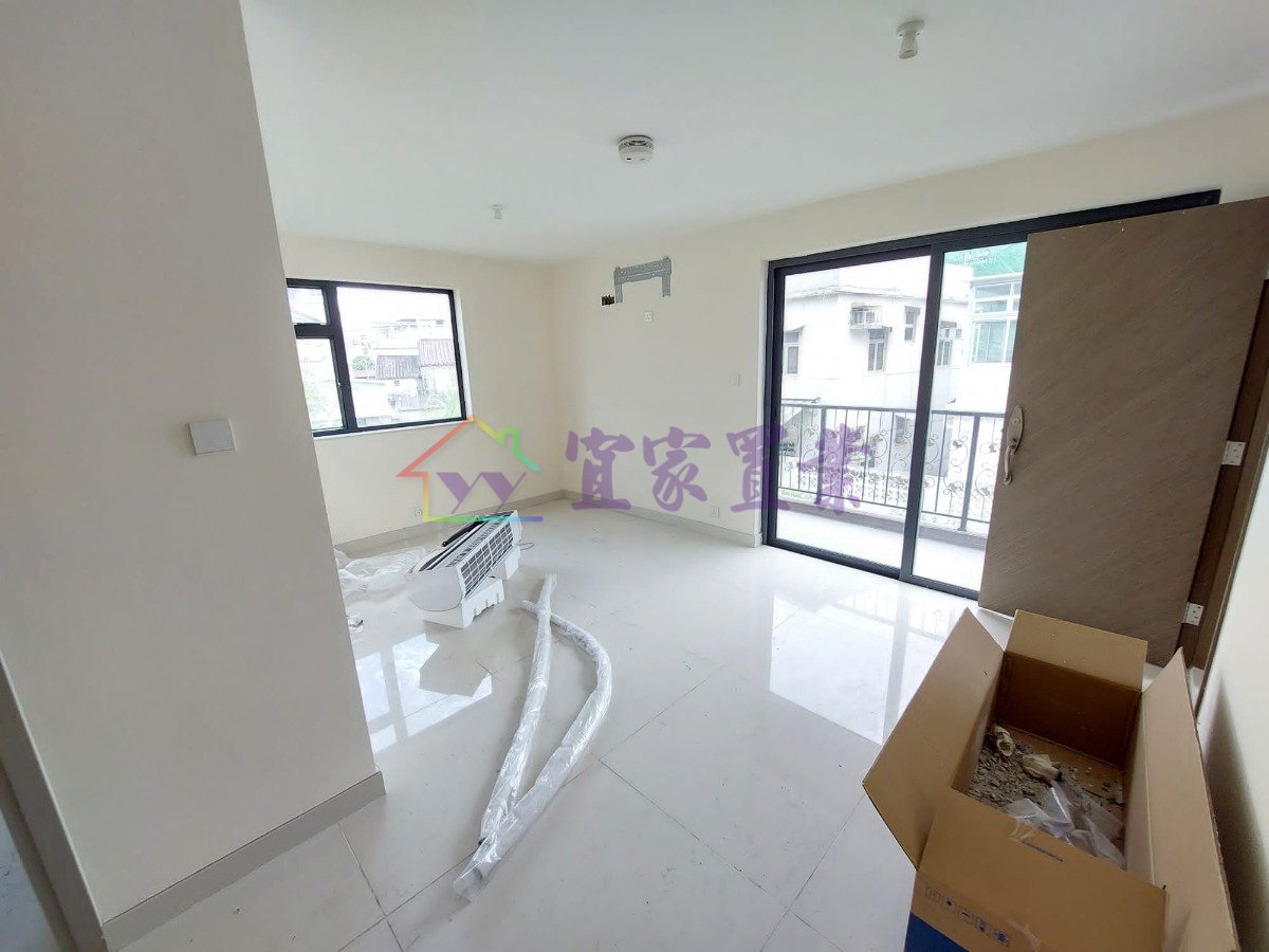Yuen Long M 004147 For Buy