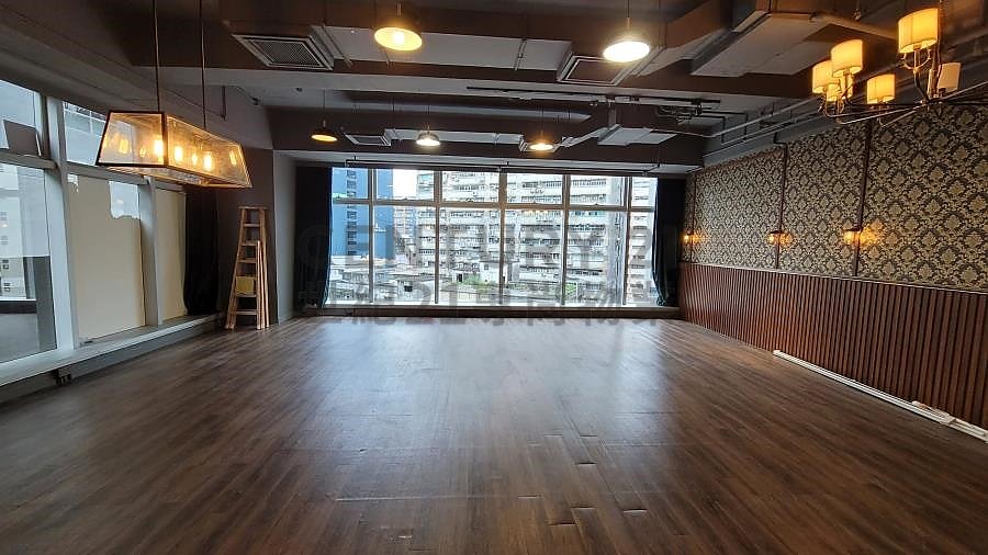 REASON GROUP TWR Kwai Chung L C070153 For Buy