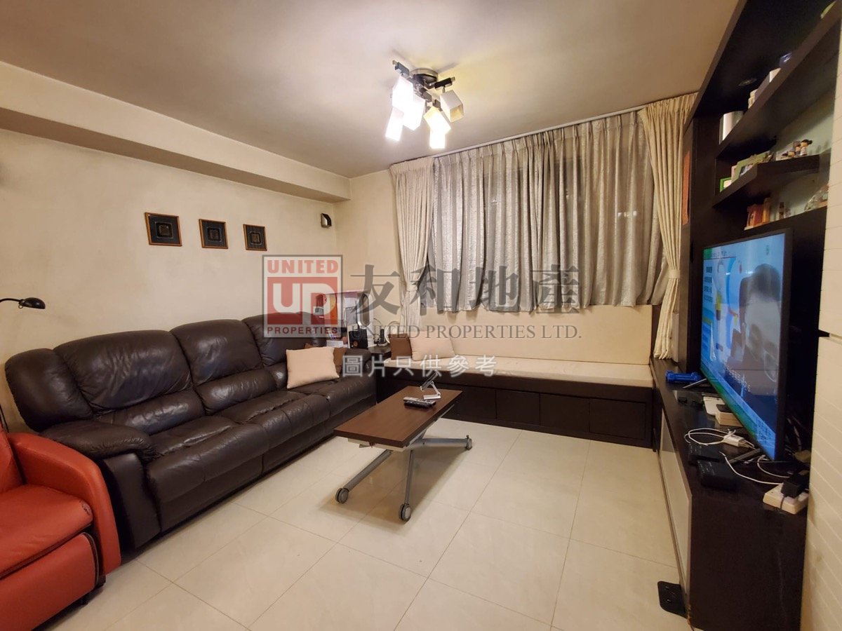 COLONNADES Kowloon City T142333 For Buy