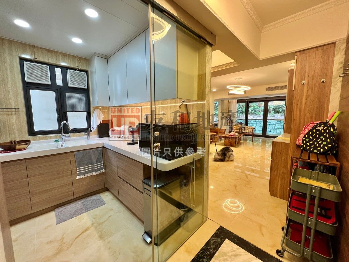 HILLSEA COURT Kowloon Tong T160003 For Buy