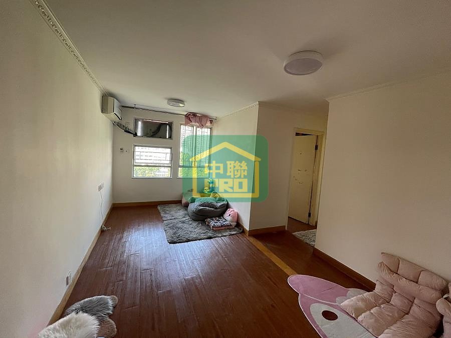 KING TIN COURT  Shatin H T009551 For Buy