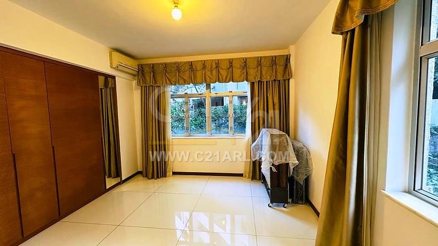 BEAU CLOUD MAN Mid-Levels Central M A224991 For Buy