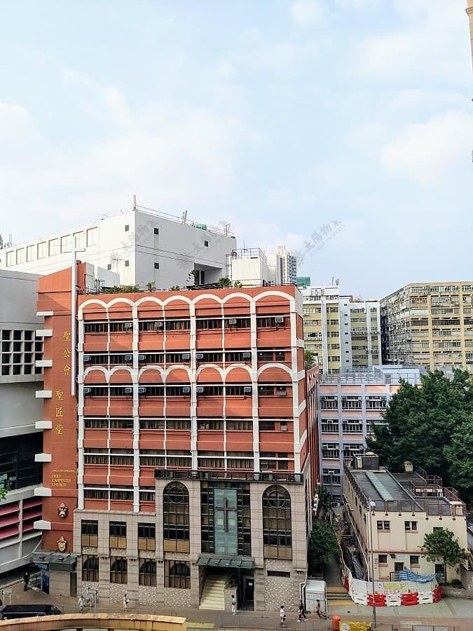 WHAMPOA EST, LOK KWAI BLDG BLK D Hunghom M T081958 For Buy