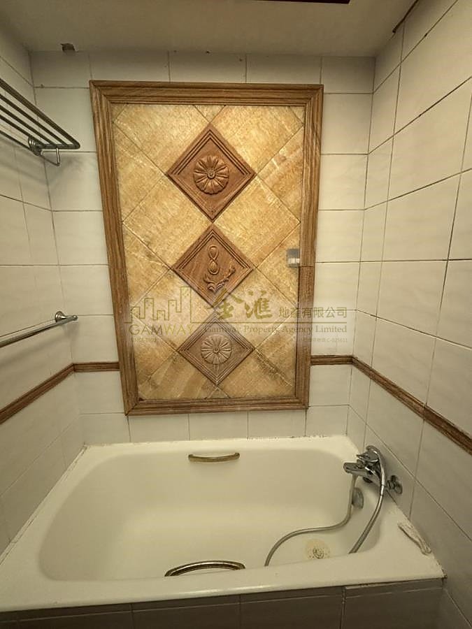 8 CLEAR WATER BAY RD Ngau Chi Wan G103668 For Buy