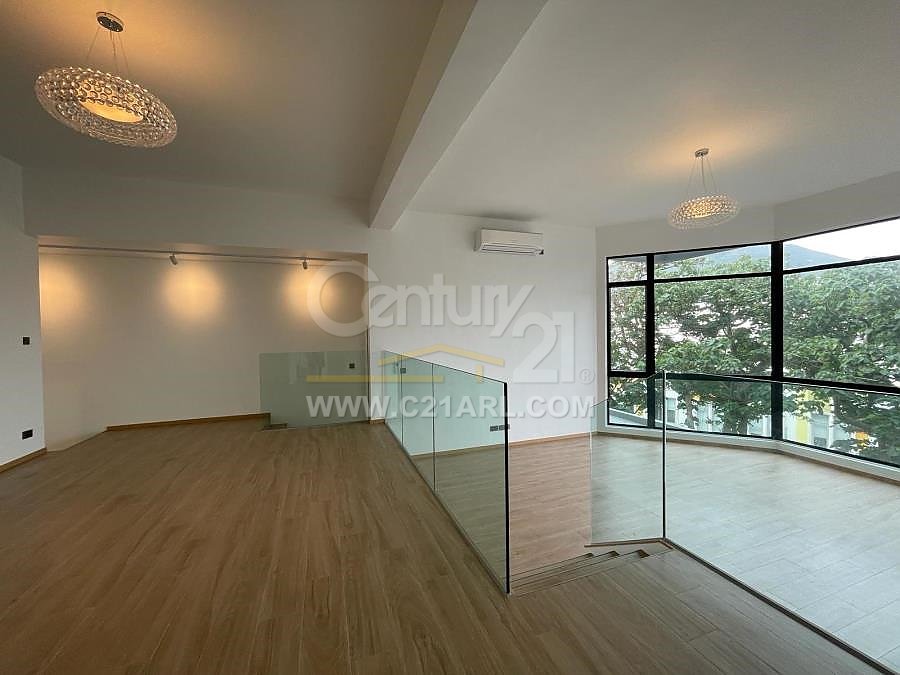 BANOO VILLA BLK 02 Stanley M028471 For Buy