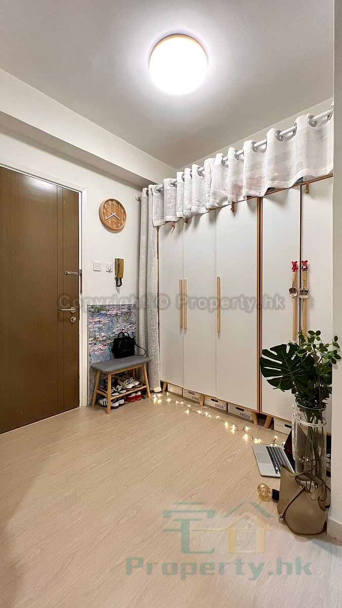 LEE FAT BLDG Causeway Bay C519436 For Buy