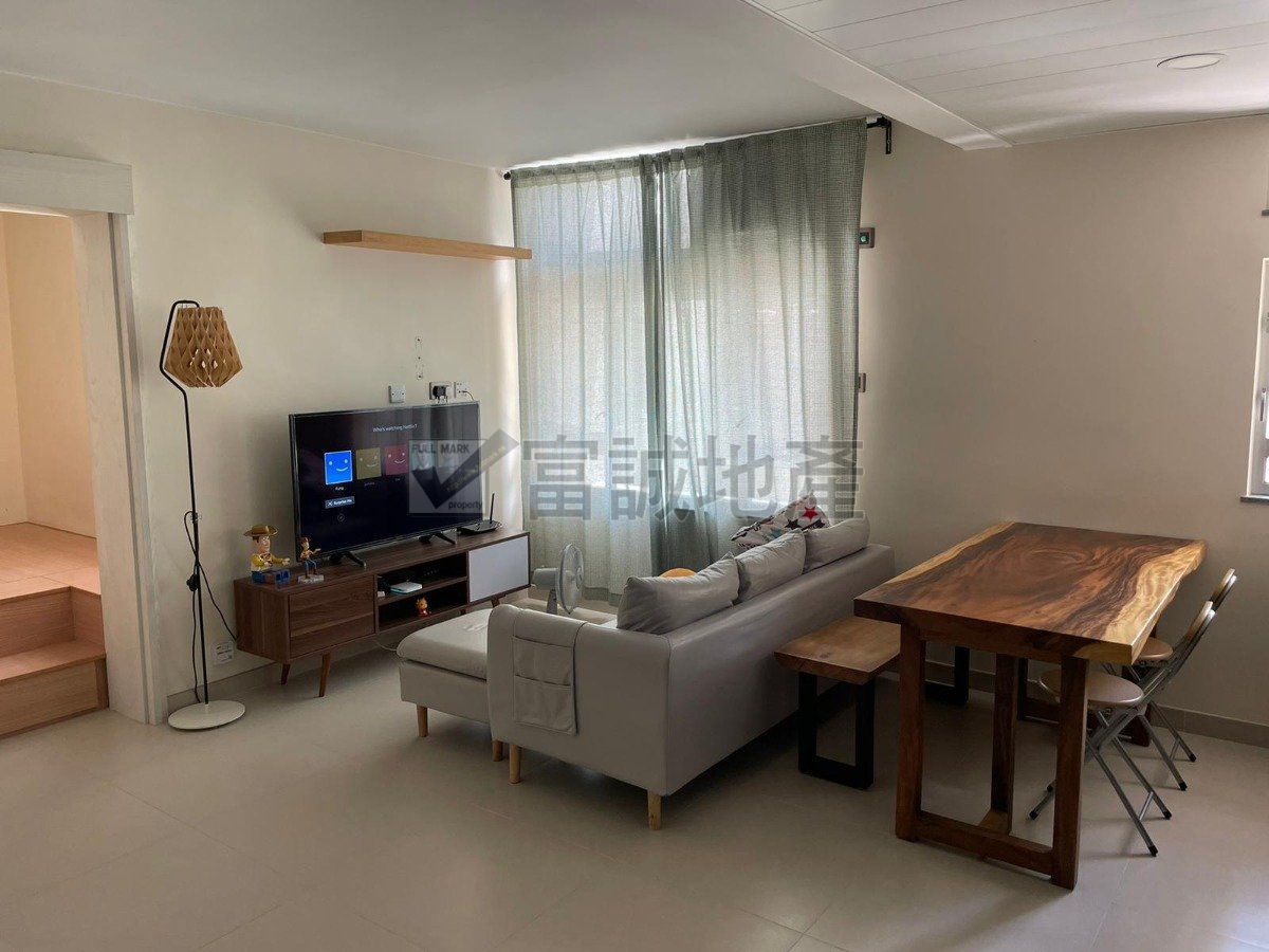 KING LAI COURT Ngau Chi Wan M G087674 For Buy