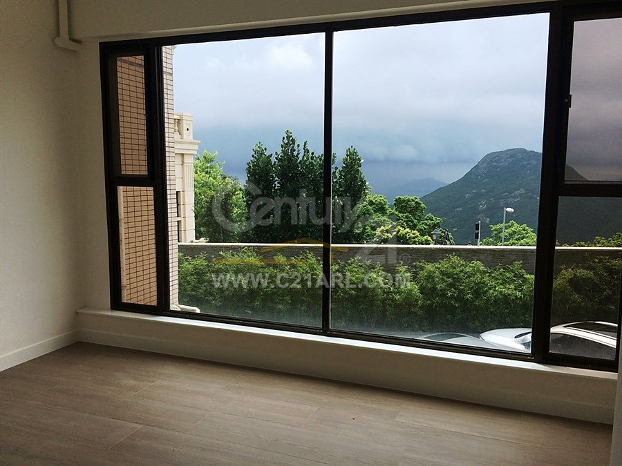 VIVIAN COURT Peak L M009660 For Buy