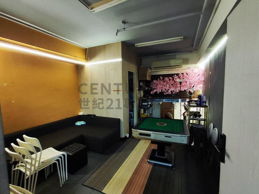 HANG CHONG CTR Tai Kok Tsui M C043227 For Buy