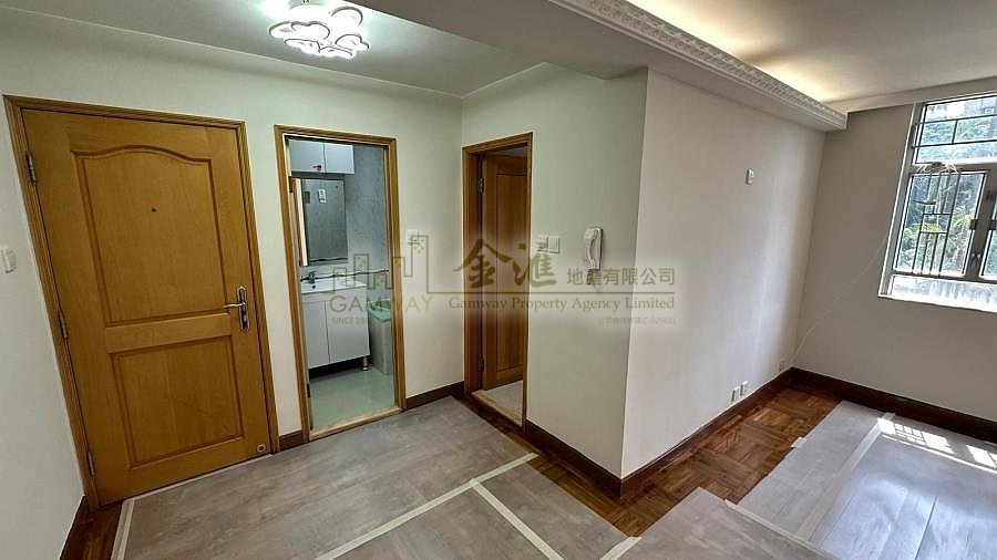 LUNG POON COURT   Diamond Hill L W046099 For Buy