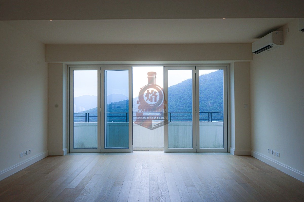 LE CAP Shatin 1531576 For Buy