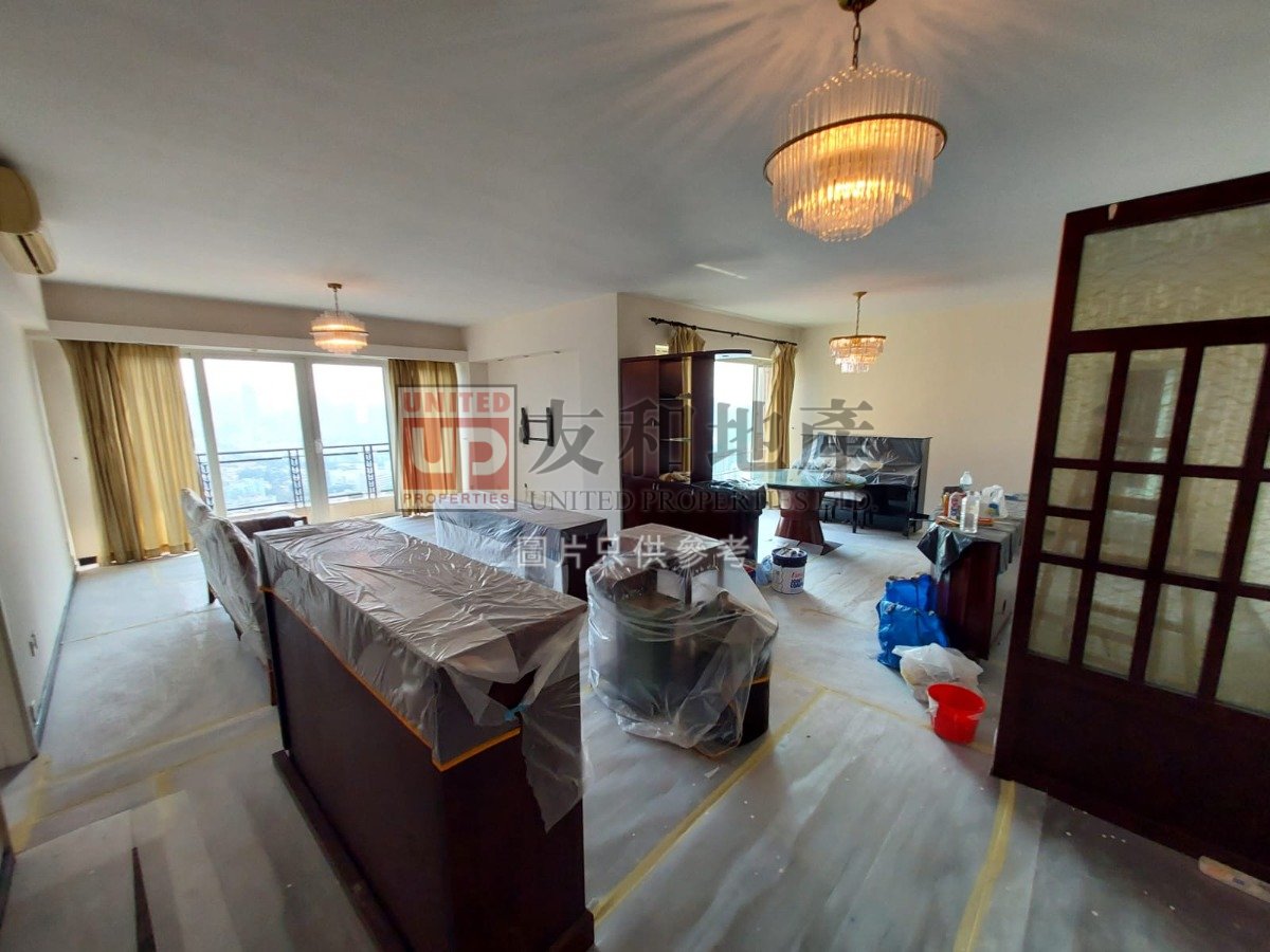PALACE Kowloon Tong H K136708 For Buy