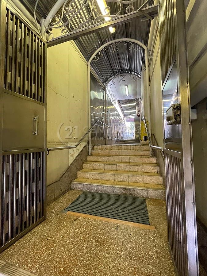 CAPRI BLDG Tsim Sha Tsui 012014 For Buy