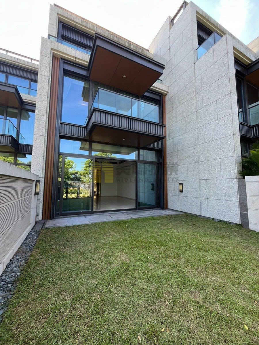 ST MORITZ HSE Shatin All 1619544 For Buy