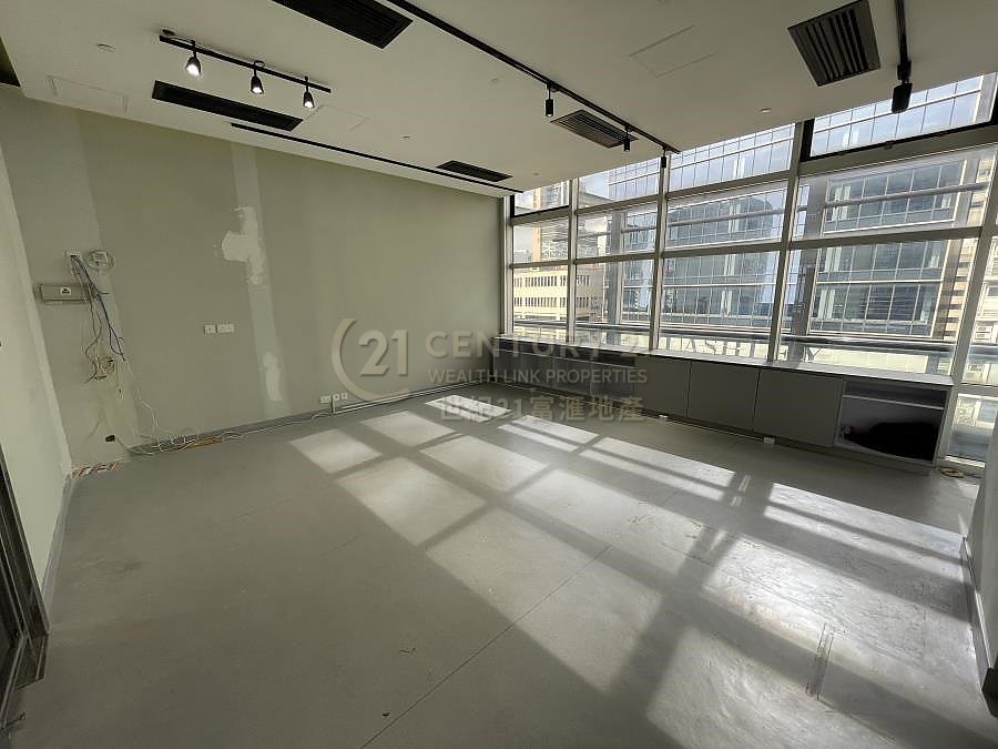 LIPPO SUN PLAZA Tsim Sha Tsui 011404 For Buy