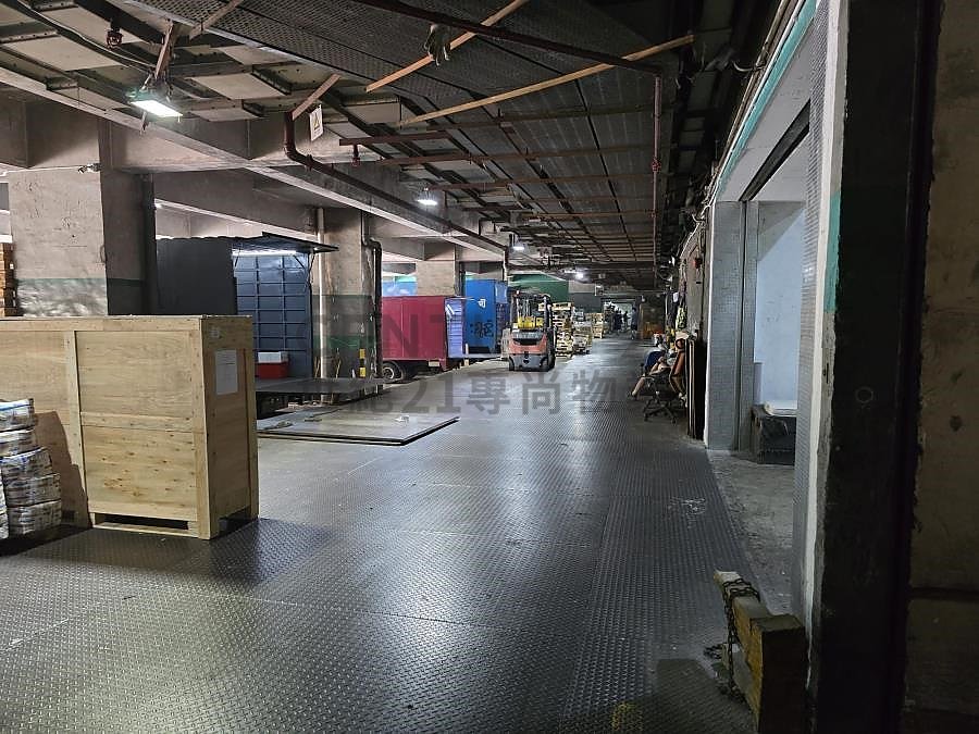 SUN FUNG CTR Kwai Chung L C187444 For Buy