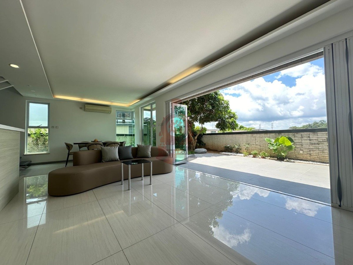 MEADOW COVE Tai Po 1582168 For Buy