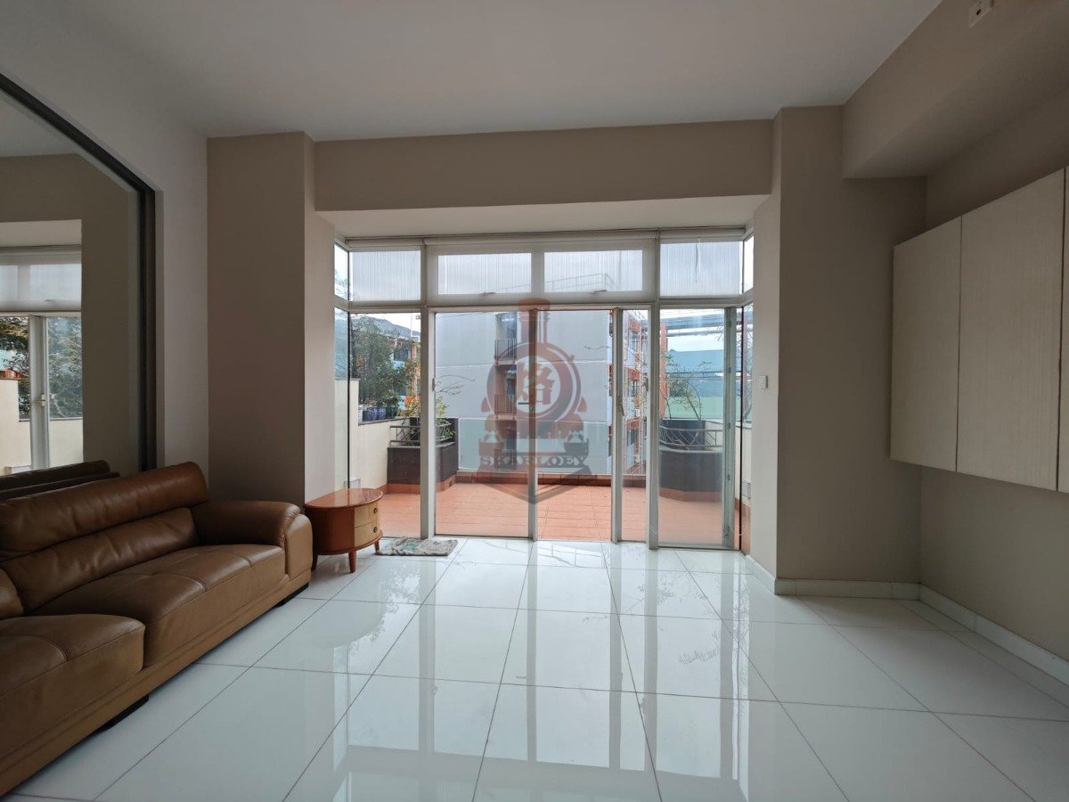 BEVERLY HILLS Tai Po 1607596 For Buy