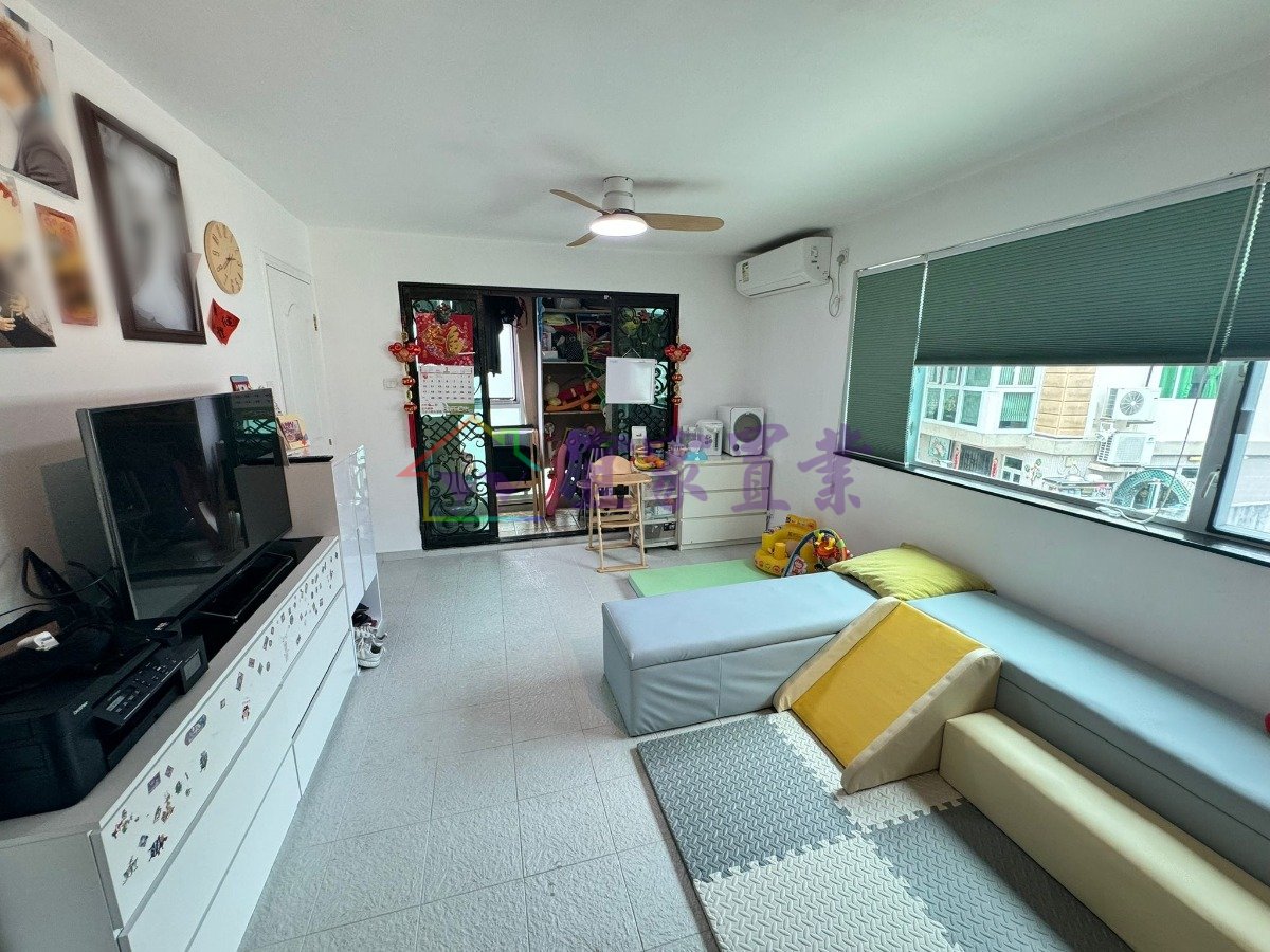 POK WAI Yuen Long M 004785 For Buy