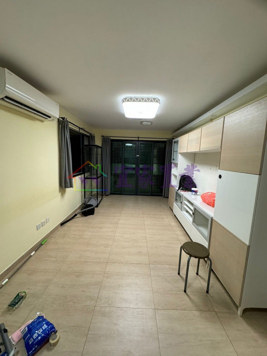 NGAU HOM Tin Shui Wai M 005072 For Buy