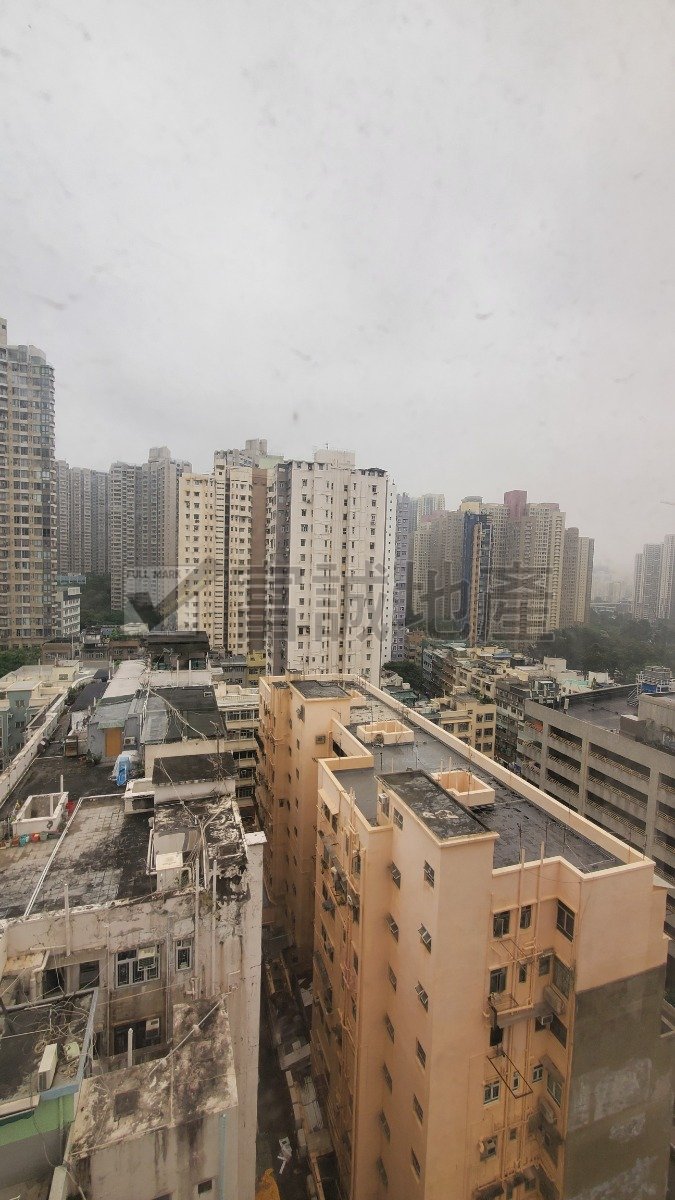 TSUI FUNG BLDG Wong Tai Sin M F089096 For Buy