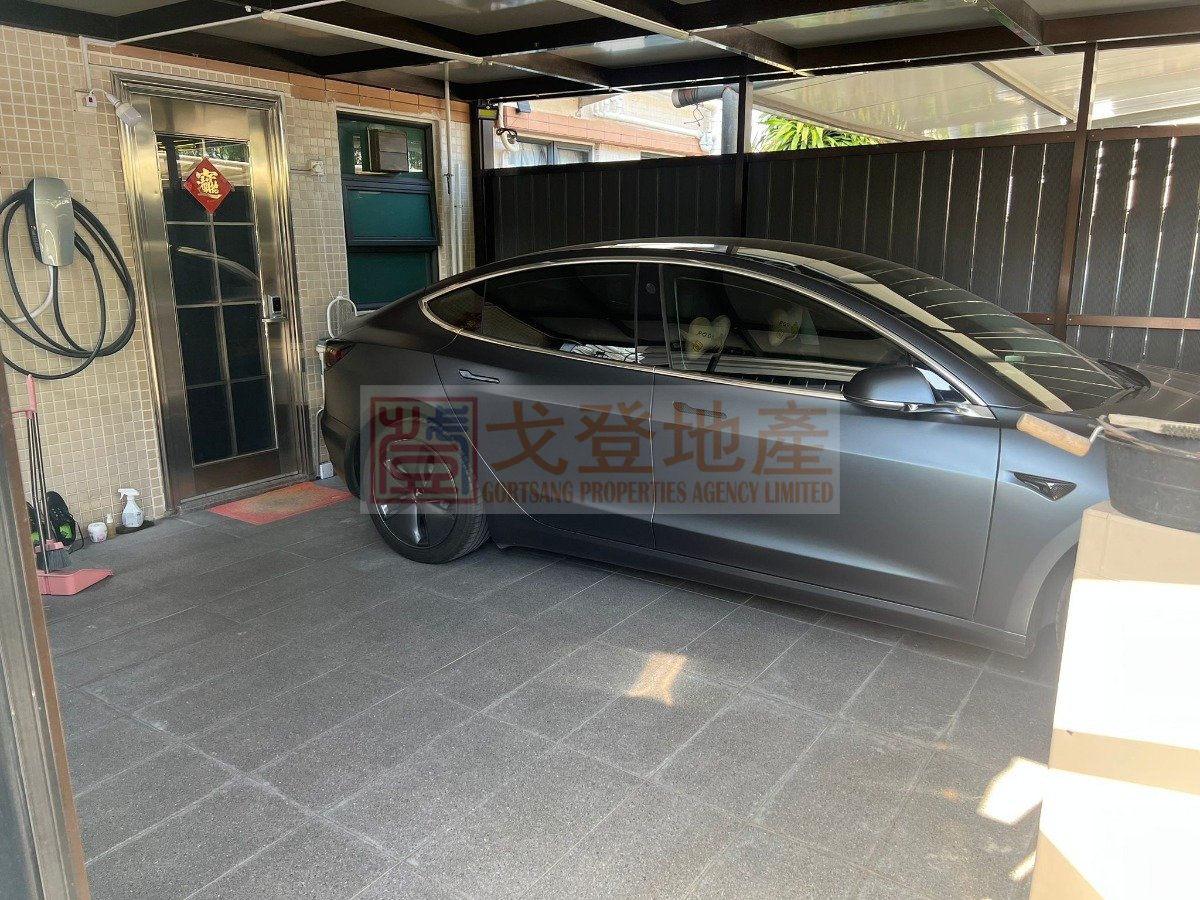SUN FUNG WAI Tuen Mun L 1462468 For Buy