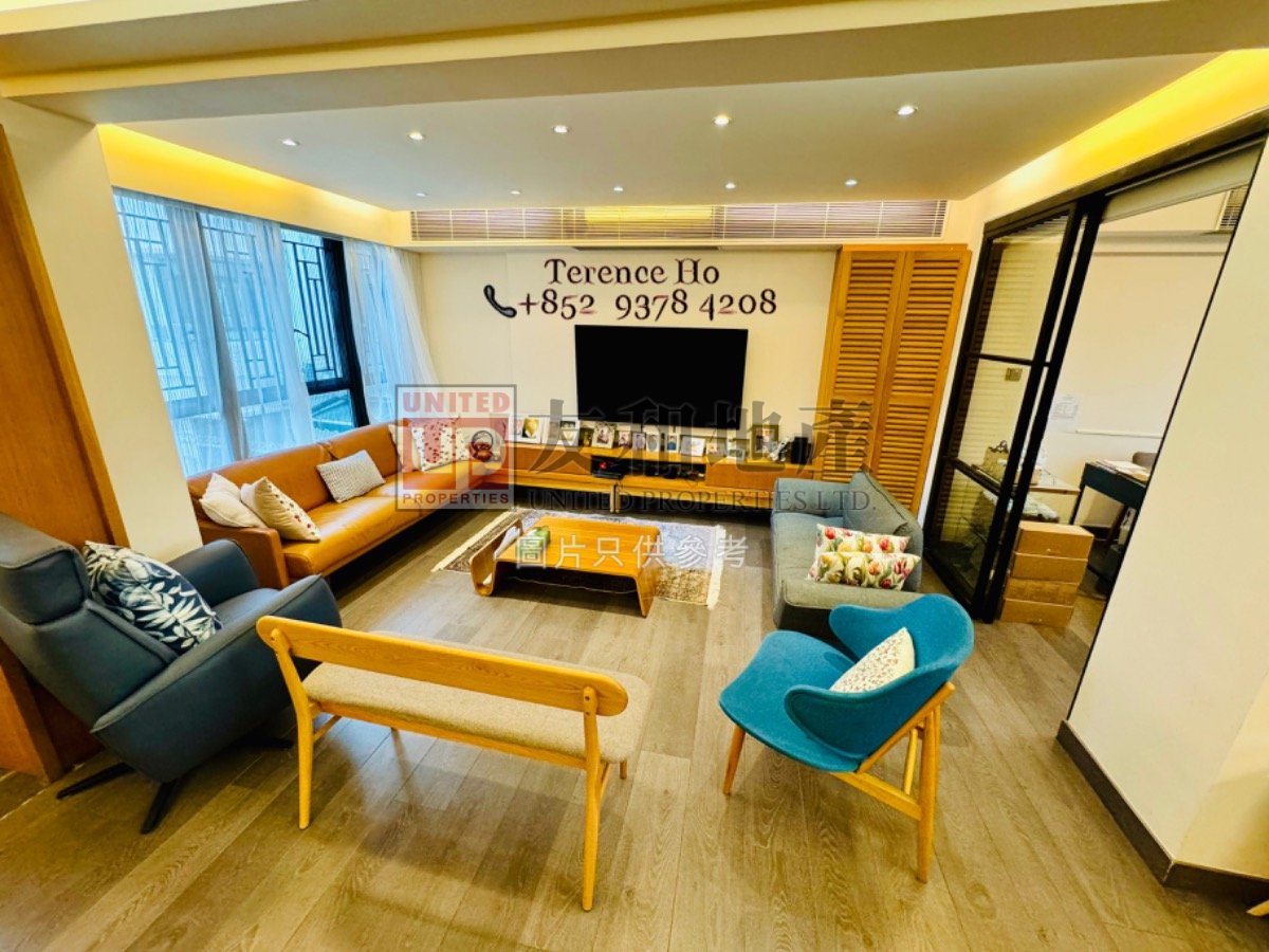 LA SALLE RD • 2 CAR SPACES • Kowloon Tong K185782 For Buy