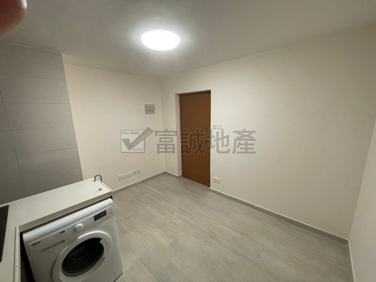 FUNG TAK ESTATE  Diamond Hill G088309 For Buy