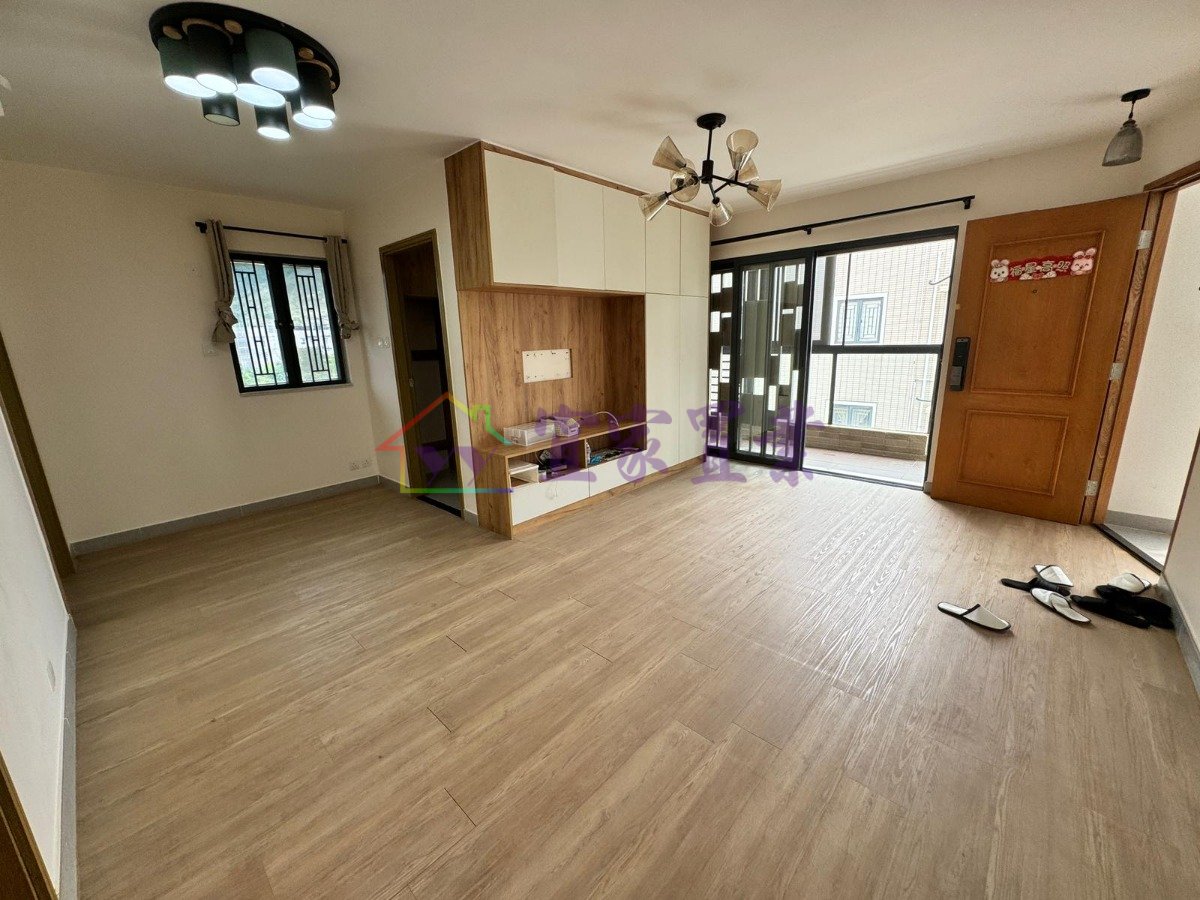 KONG TAU TSUEN  Yuen Long H 004831 For Buy
