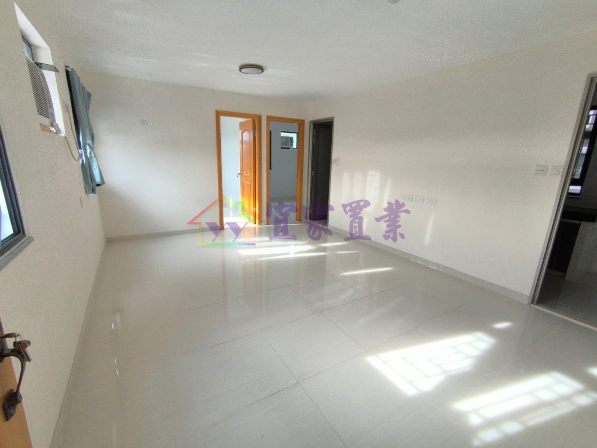 Yuen Long M 004971 For Buy